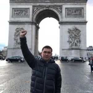 Meet your Posher, Madiyar